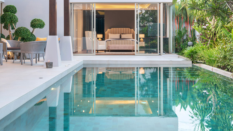 Poolbau